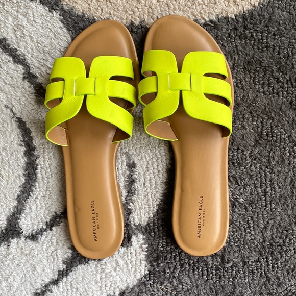 American Eagle Slides - Picture 1 of 1